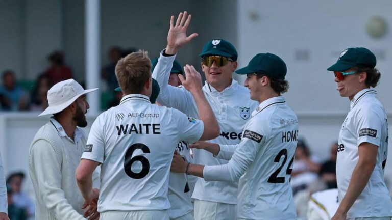 Jack Home Shines as Worcestershire Keep Durham at Bay in County Championship