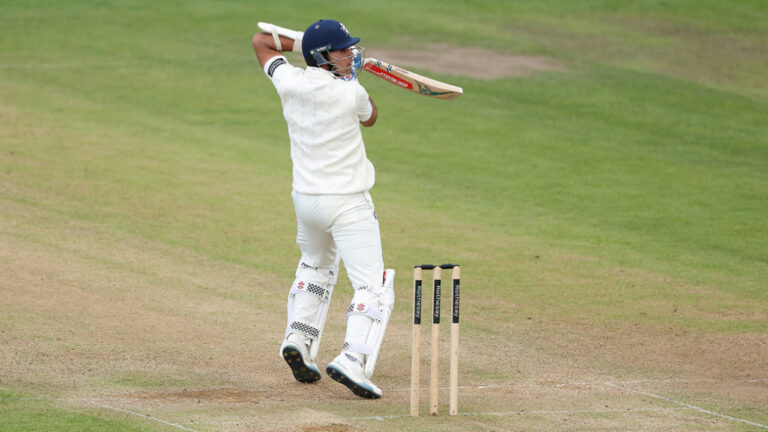 Ekansh Singh Shines as Kent Dominate Durham in County Championship