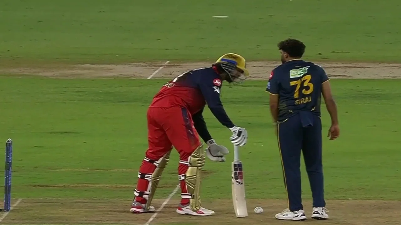 mohammed siraj fired up gt pacer unleashes aggressive talk to venkatesh iyer during rcb vs gt ipl final