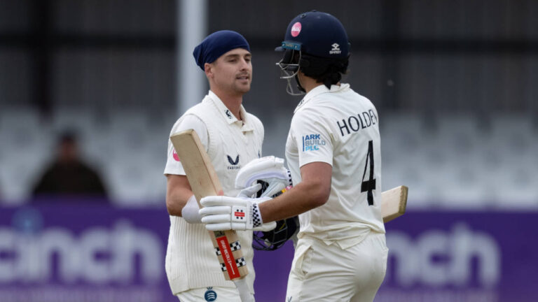 Middlesex eye route to victory after du Plooy ton