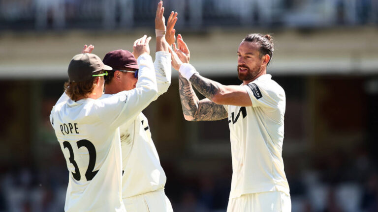Potgieter helps Hampshire save follow-on in County Championship clash