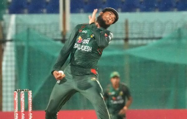 rishad bowling 08 06 2026